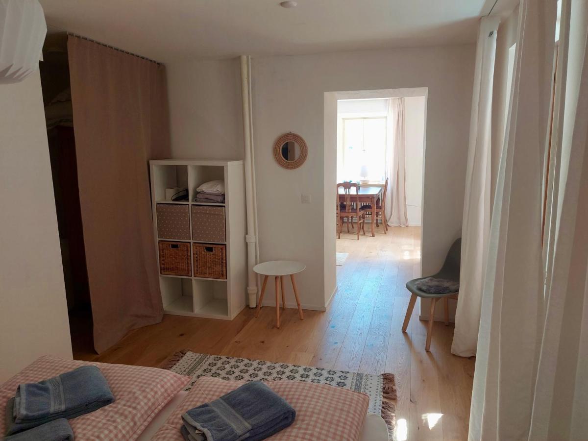 Haus La Punt, Savognin Apartment Rona Exterior photo