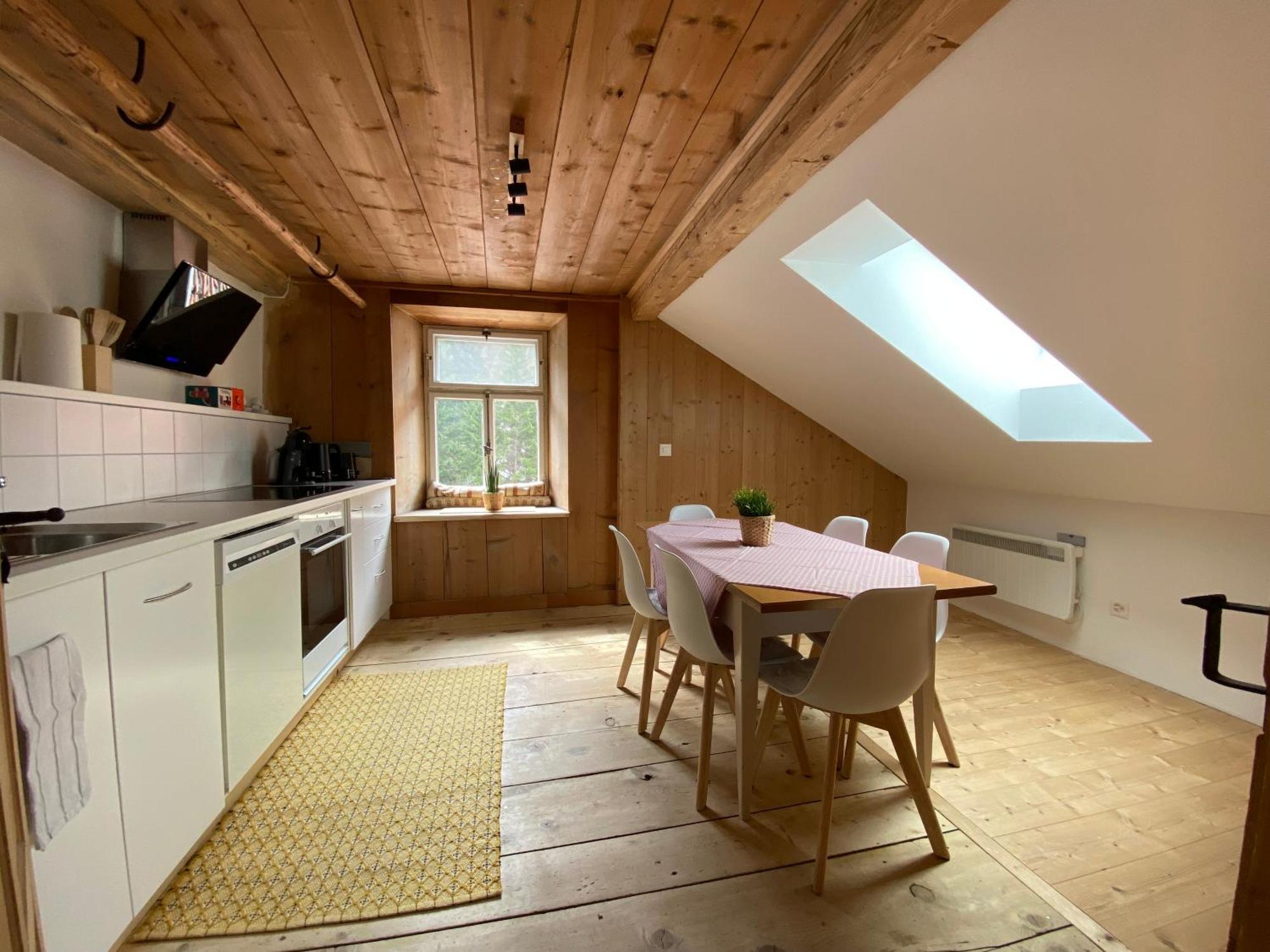 Haus La Punt, Savognin Apartment Rona Room photo