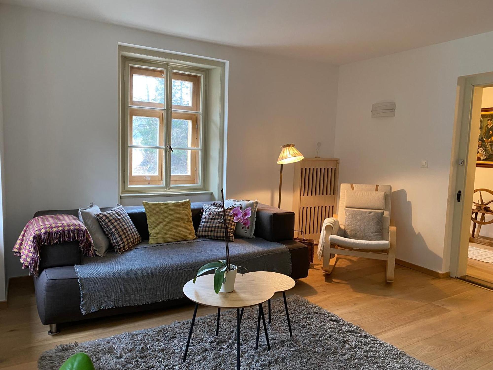 Haus La Punt, Savognin Apartment Rona Room photo