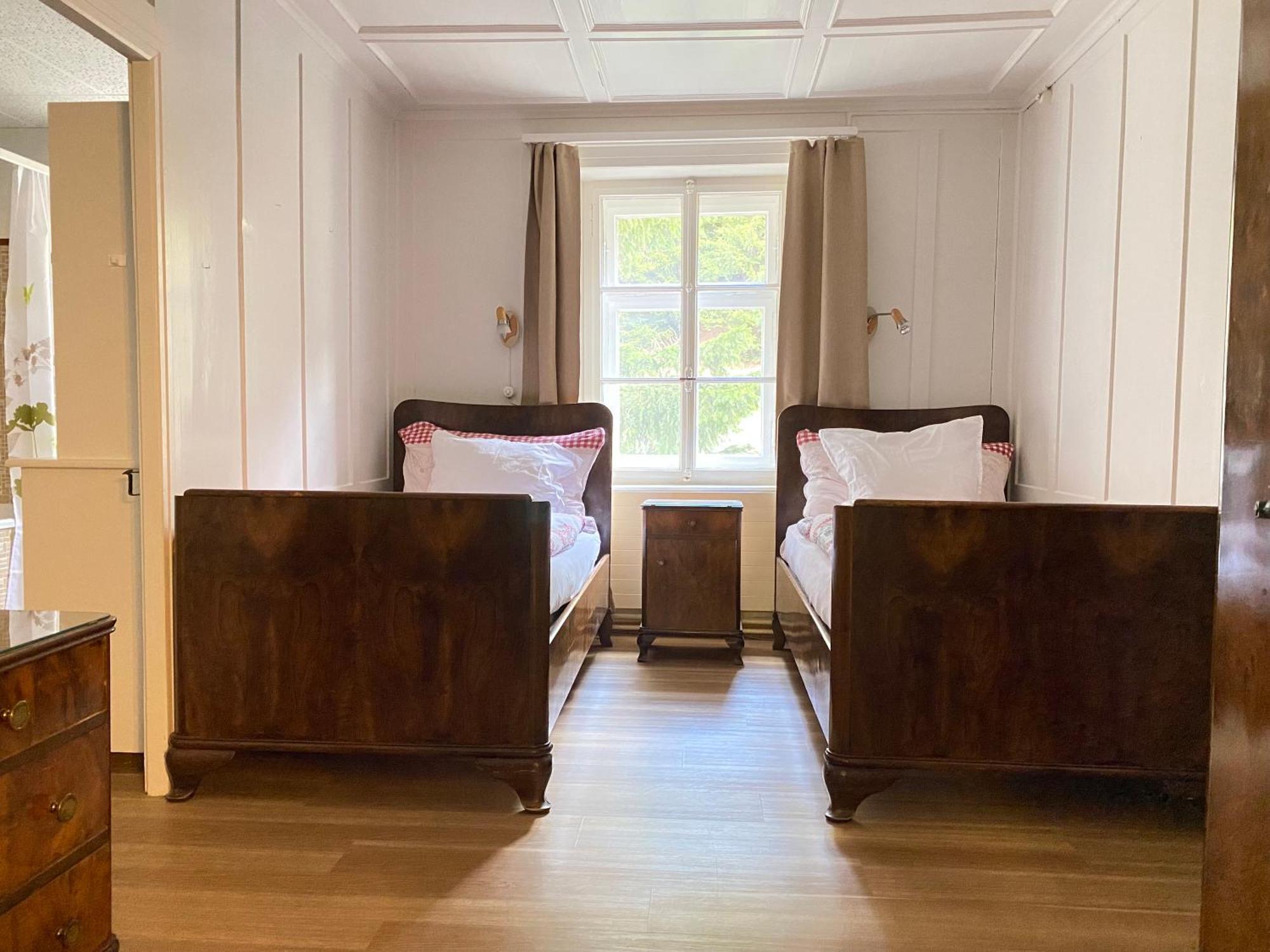 Haus La Punt, Savognin Apartment Rona Room photo