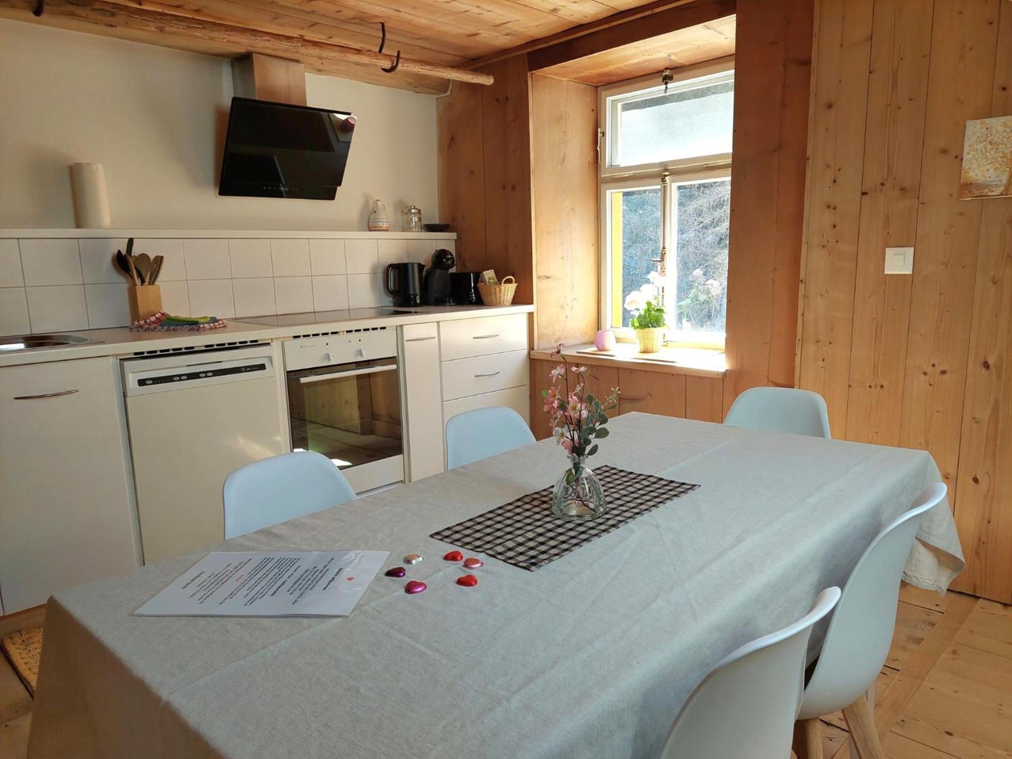 Haus La Punt, Savognin Apartment Rona Room photo